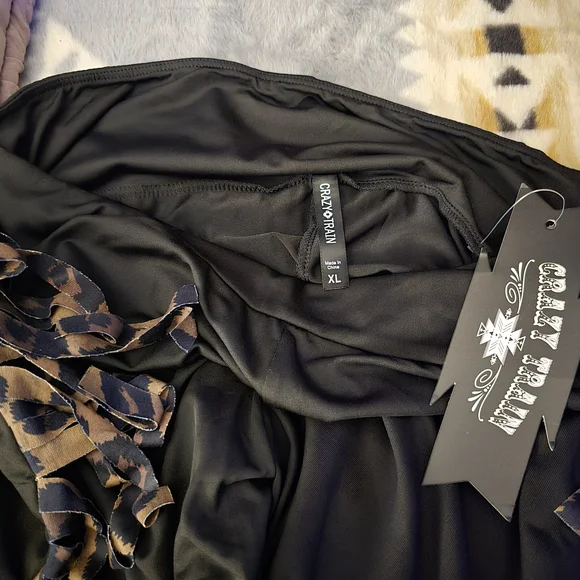 Crazy Train Black Fringe Meow Tiwn Leggings Size XL - Picture 10 of 11